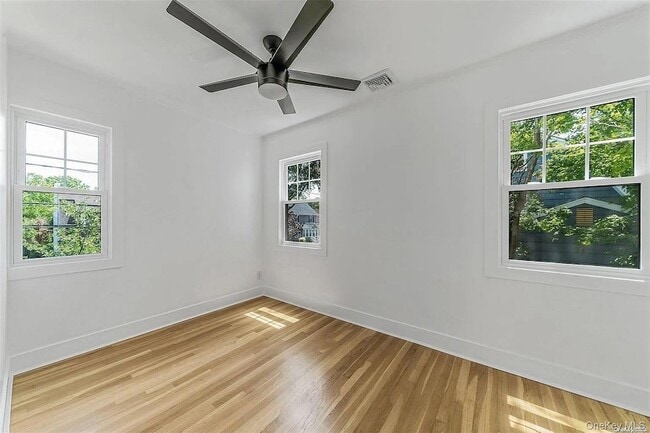 Photo - 50 Laurel St