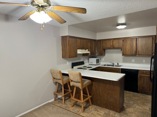 Photo - 2 bed, 2 office, 2 bath Townhouse