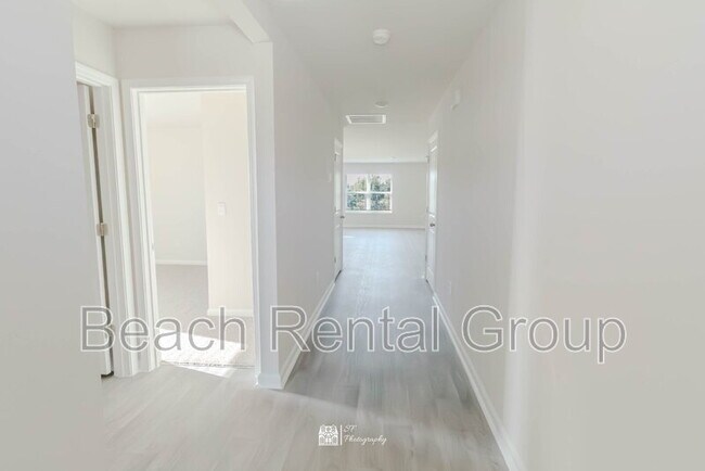 Photo - 286 Jeff Waters Cir