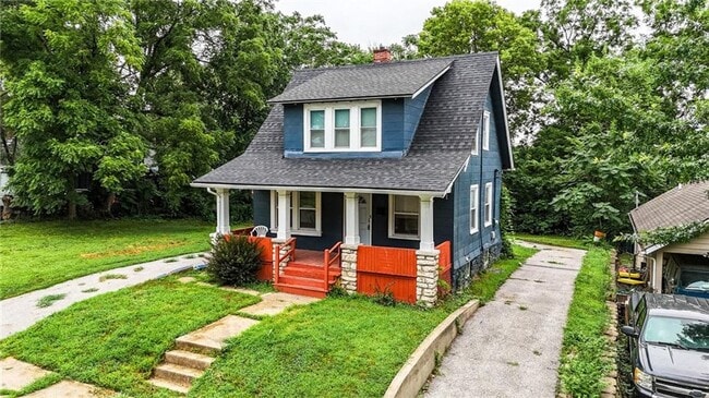 Photo - Great 2 bedroom 2 FULL bathrooms remodeled...