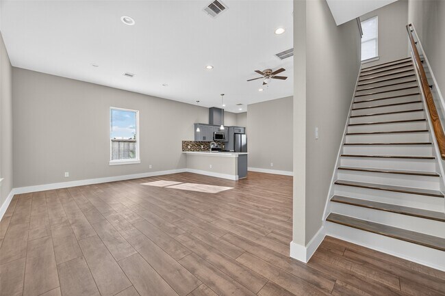 Photo - 2109 Marnel Rd