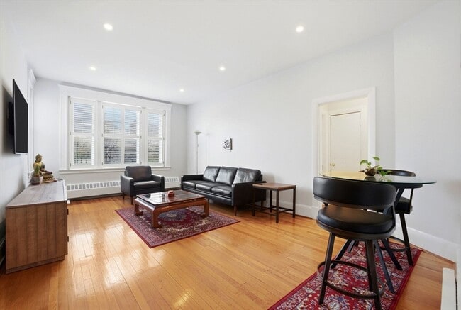 Photo - 520 Beacon St Unit 2F
