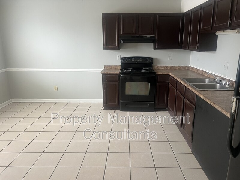 Photo - 1407 Ascent Trail NW