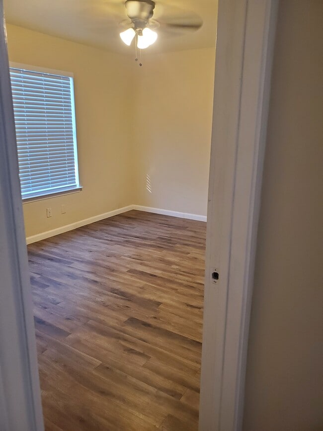 Photo - South Laredo