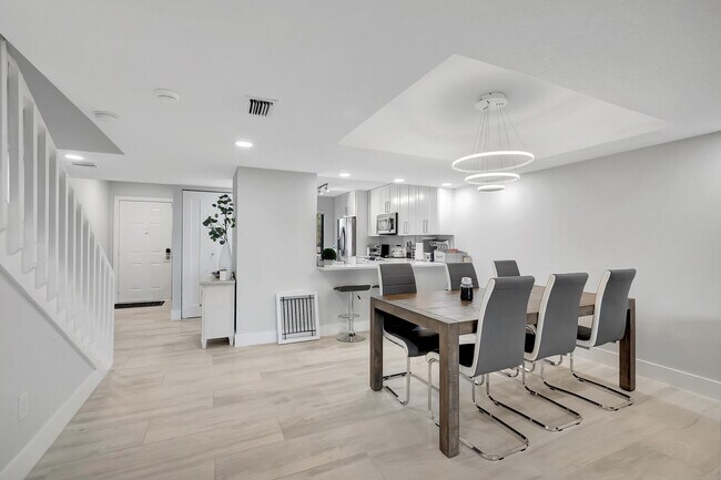 Photo - 210 Captains Walk Unit 715