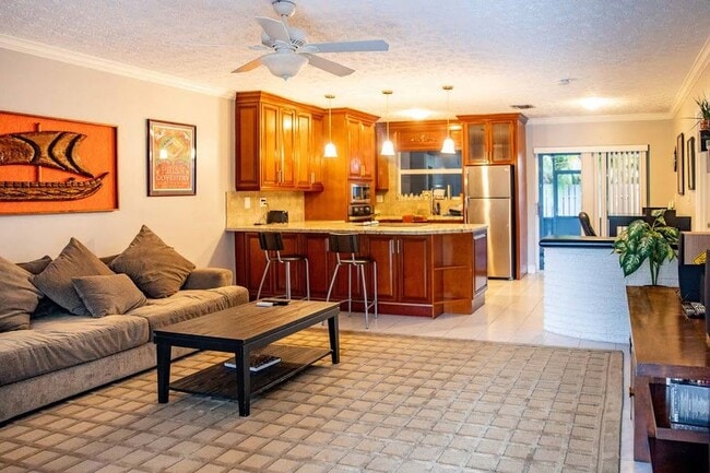 Photo - 1546 NE 45th St Unit 1