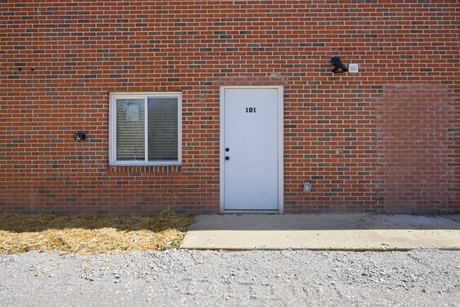 2903 15th Ave Unit 101