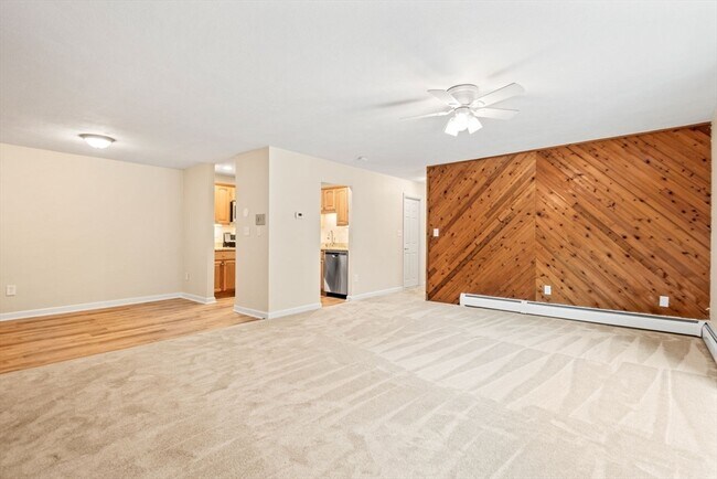 Photo - 599 Old West Central St Unidad C10