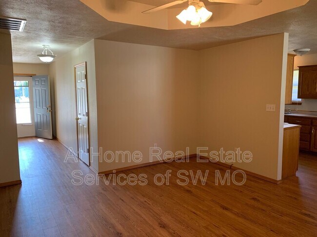 Photo - 2149 N Adams Ct