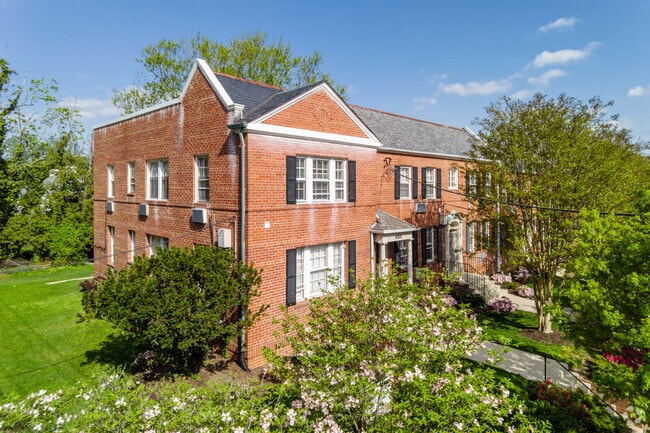 Spring Valley Apartments - Spring Valley Apartments