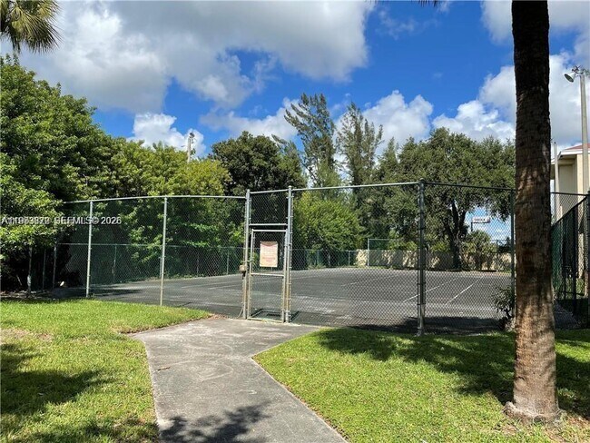 Photo - 2445 SW 18th Terrace Unit 124