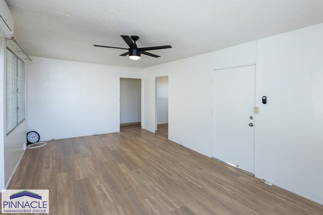 Photo - 4525 Aliikoa St