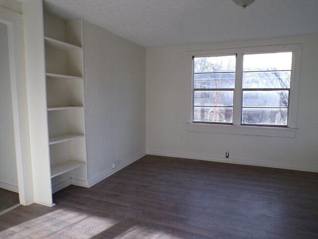 Photo - 3716 44th Ave N