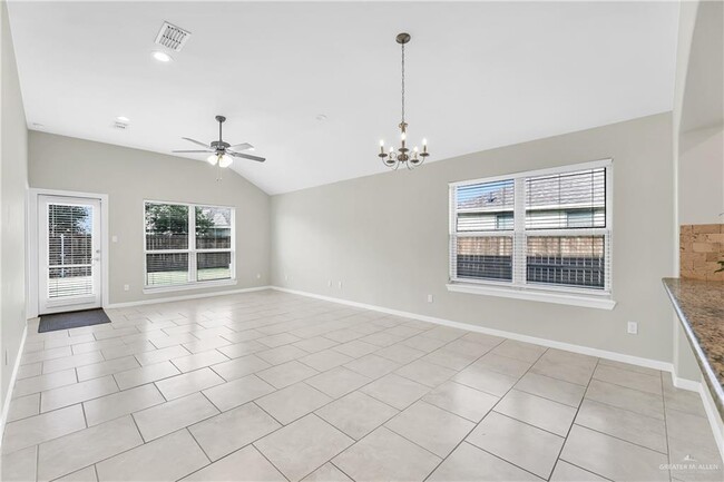 Photo - 33 Escondido Pass