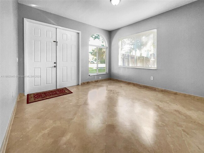 Photo - 1736 NE 9th Dr