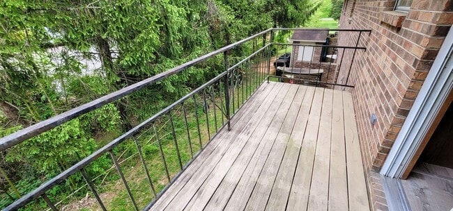 Photo - Lenoir City, 37772 - 2 Bedroom, 2 Full Bath, 1,000 square foot One-Level Condo SHORT TERM LEASE O...