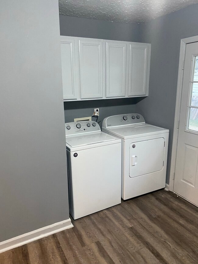 Photo - 401A Sarver Ave