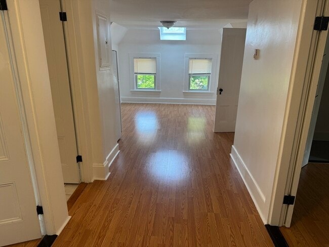 Photo - 32 Paul Revere Rd Unit 3