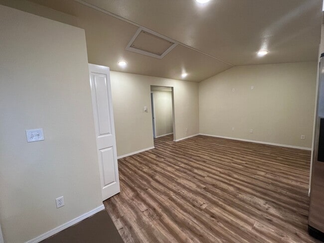 12109 Woods Lake Rd