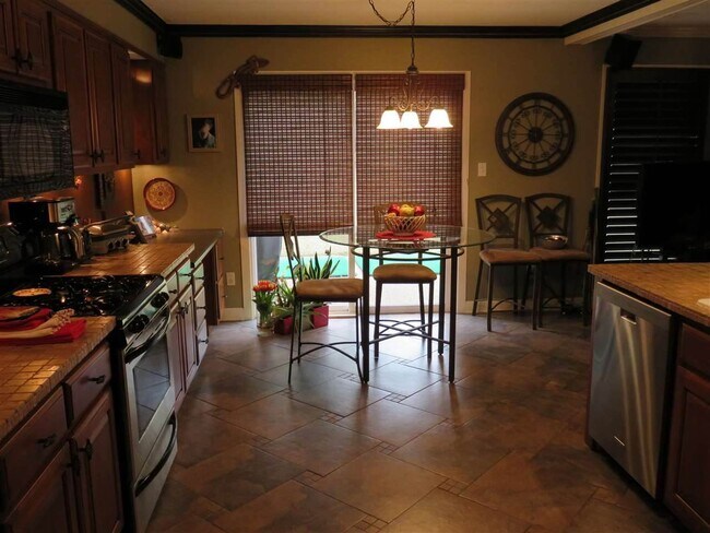 Photo - 369 Booth Ln