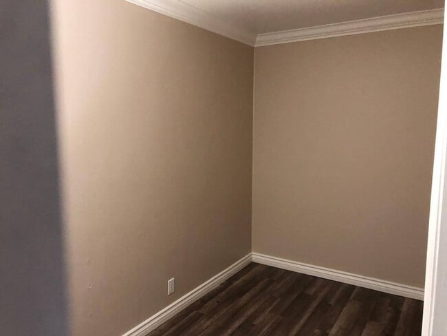 Photo - 3 BD 1 Full Bath Remodeled Upstairs Condo