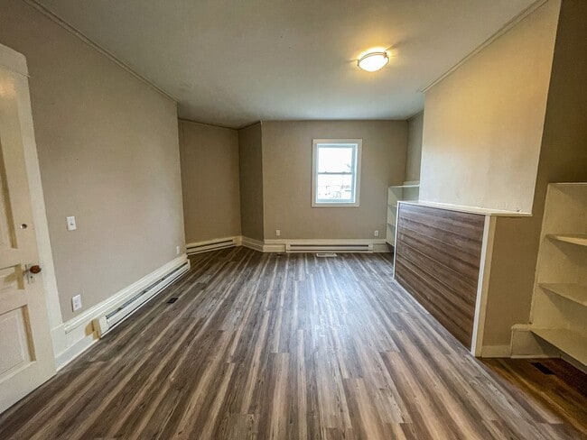 Photo - Beautifully Renovated 1 Bedroom Apartment with Private Entrance Unit Apt 1