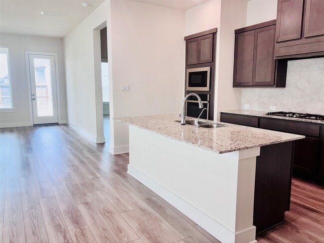 Photo - 31838 Settlers Rdg Ln