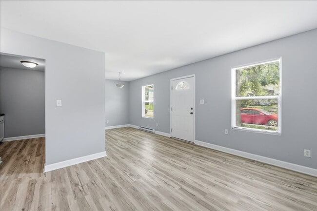 Photo - 2810 Adams St