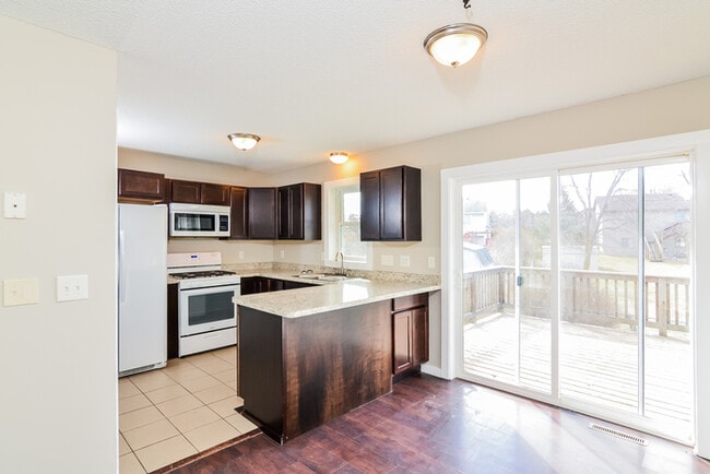 Photo - 14700 Germanium St NW