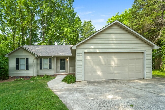 Photo - 6262 Morehead Rd