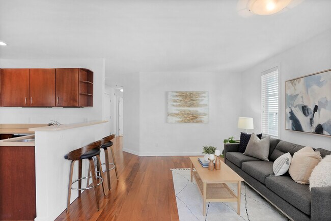 Photo - 1131 N 93rd St Unit 3