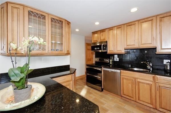 Photo - 22 Westlund Rd