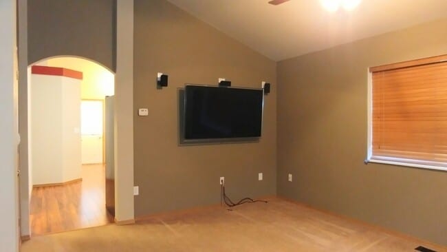 Photo - Beautiful Canyon Creek Home