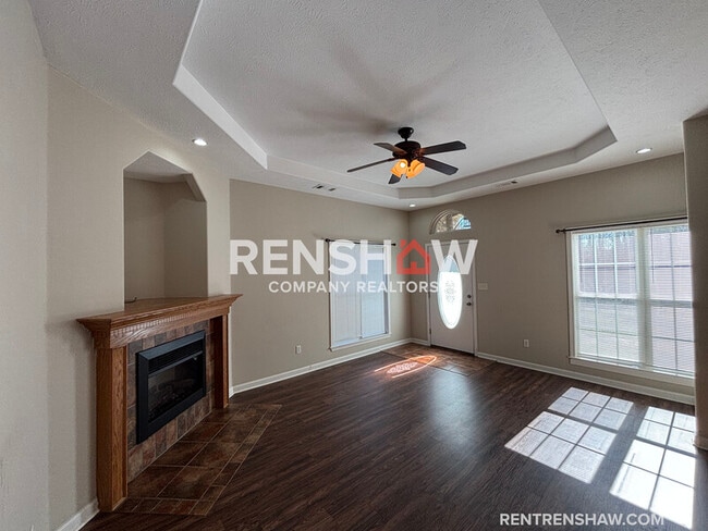 Photo - 152 Brighton Village Loop