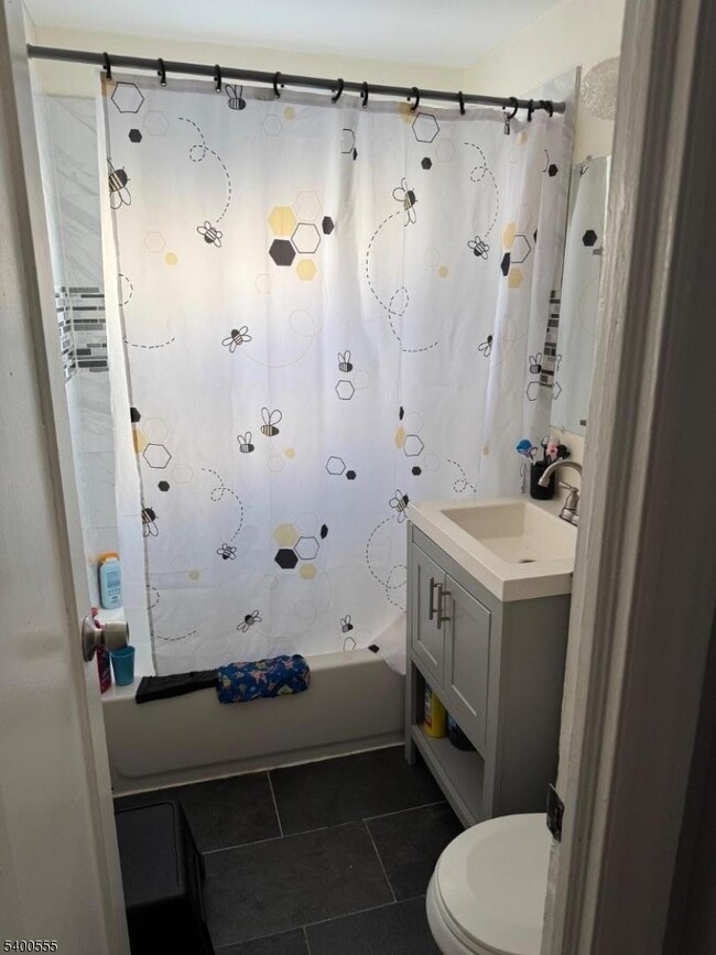 Photo - 719 Thomas St