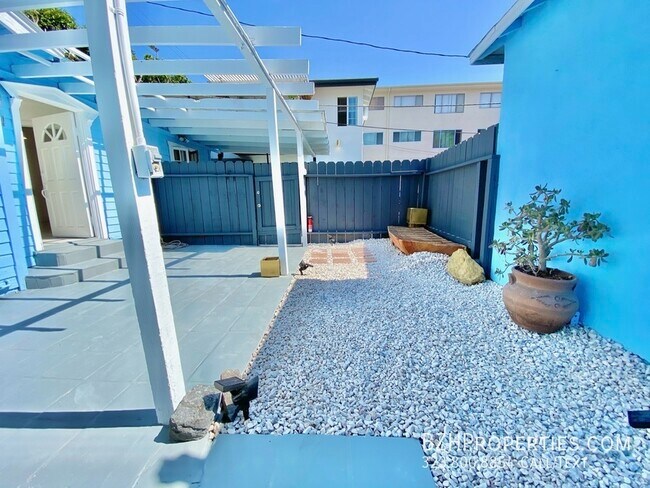 Photo - 714 Westmount Dr