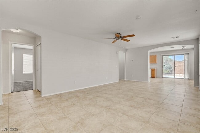 Photo - 5028 Nardini Ave