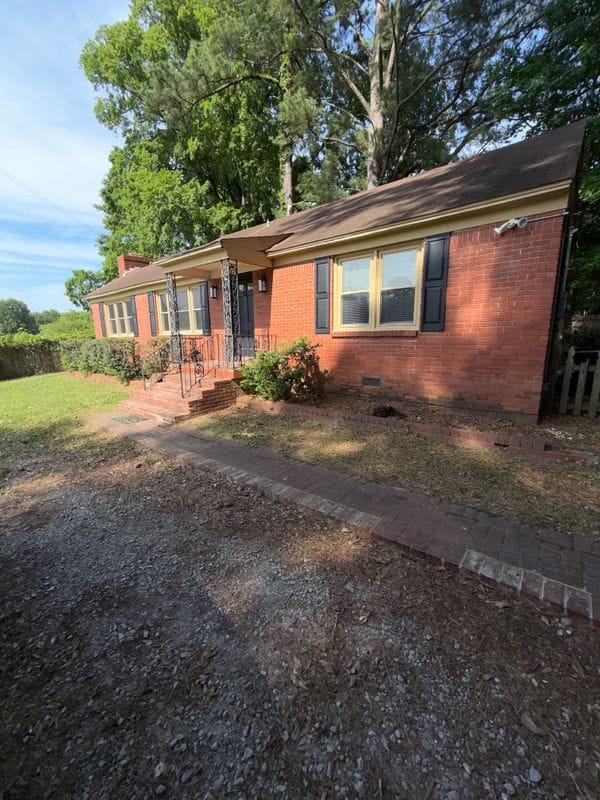 Building Photo - 1706 Riverdale Rd