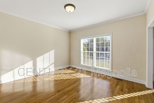 Photo - 330 Gardenia Dr