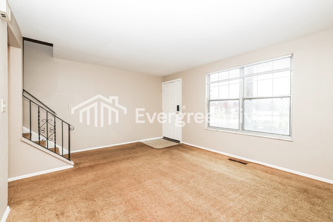 Photo - 8064 Mt Everest St