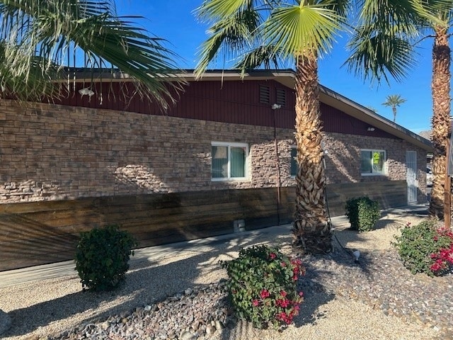 51049 Eisenhower Dr Unit 9