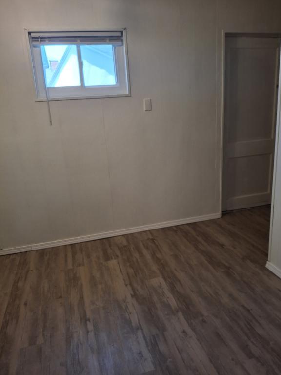 Photo - 210 Conger Ave