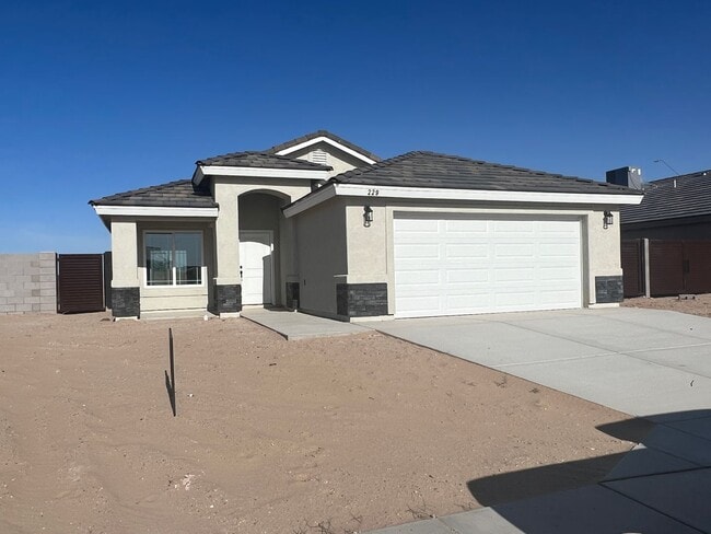 Newer San Luis Home available for Rent - 3... - Newer San Luis Home available for Rent - 3...
