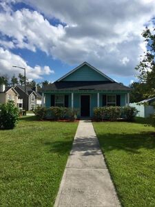 Photo - 7 Castello Ave