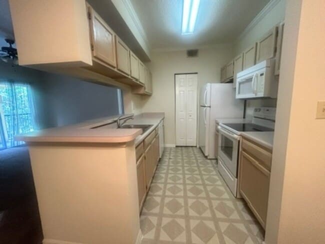 Photo - Third floor 1B/1B condo with balcony at Th... Unidad 302
