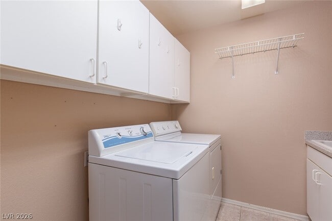 Photo - 3704 Mountain Waters St