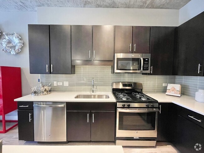 Building Photo - 800 S Clark St Unit 1 Rental