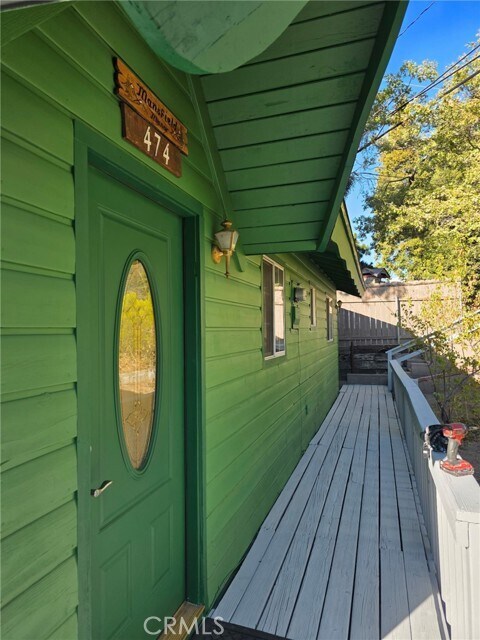 474 Delle Dr