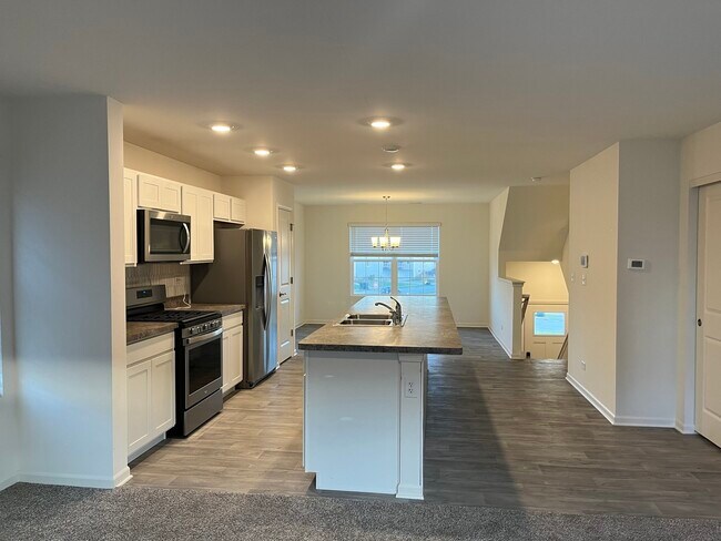 Photo - 2450 Bella Dr