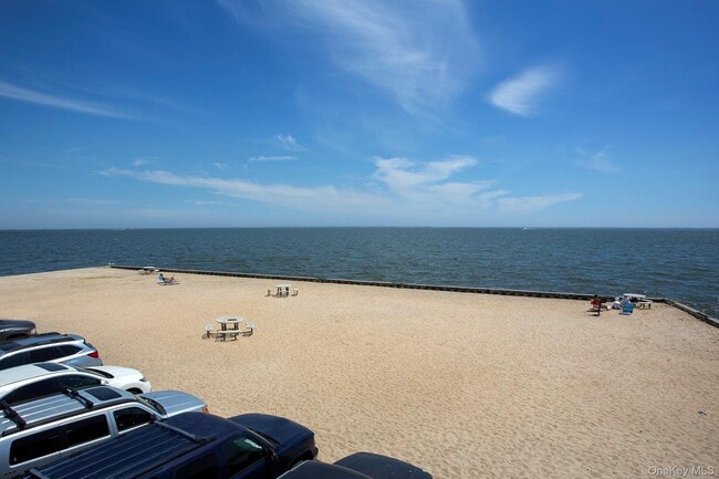 Photo - 333 Candee Ave Unit G3